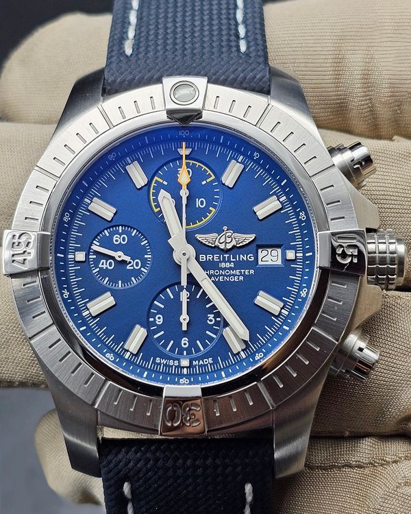 Breitling Avenger Chronograph 45MM Blue Dial Leather Strap (A13317101C1X2)