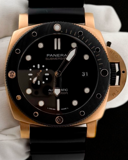 2022 Panerai Submersible Goldtech 44MM Black Dial Rubber Strap (PAM01070)
