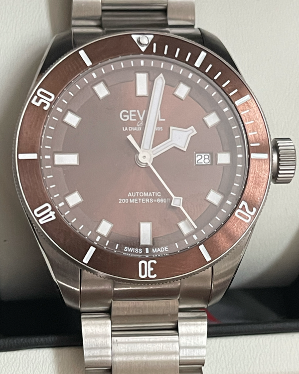 No Reserve - Gevril Yorkville 43MM Brown Dial Steel Bracelet (48607)