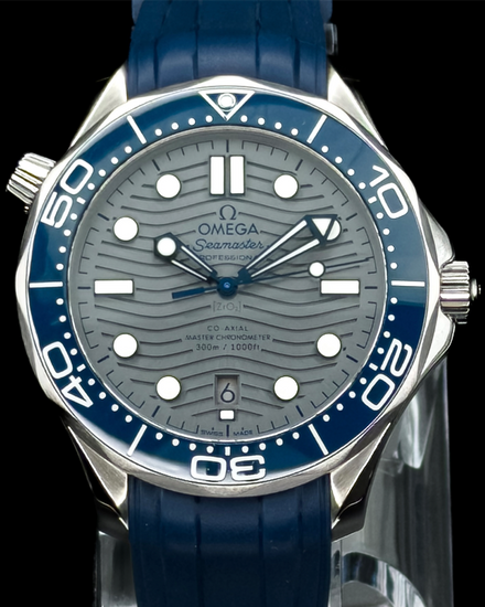 2022 Omega Seamaster Diver 300M 42MM Grey Dial Rubber Strap (210.32.42.20.06.001)