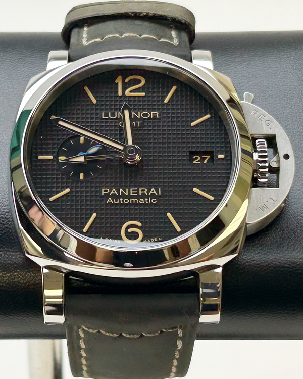 2019 Panerai Luminor 1950 3 Days GMT 42MM Black Dial Leather Strap (PAM01535)