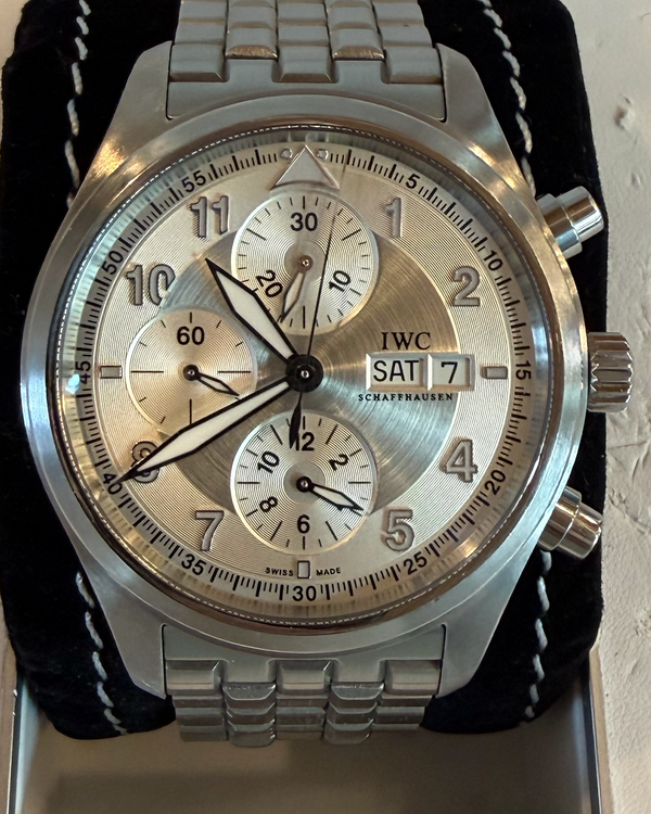 No Reserve - 2007 IWC Schaffhausen Spitfire Mark XV 42MM Silver Dial Steel Bracelet (IW371705)