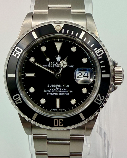 2001 Rolex Submariner Date 40MM Black Dial Oyster Bracelet (16610)