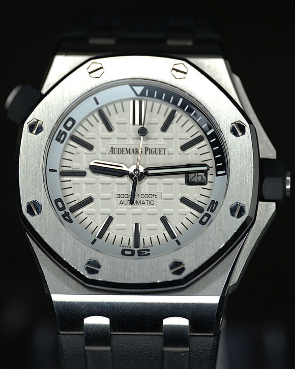2016 Audemars Piguet Royal Oak Offshore Diver 42MM White Dial Rubber Strap (15710ST.OO.A002CA.02)