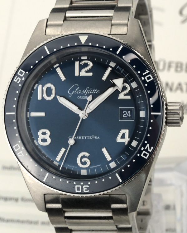 Glashütte Original SeaQ 39.5MM Blue Dial Steel Bracelet (1-39-11-09-81-70)