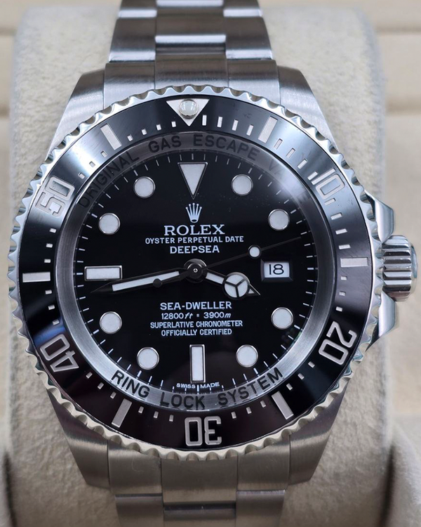 2013 Rolex Sea-Dweller 40MM Black Dial Oyster Bracelet (116600)