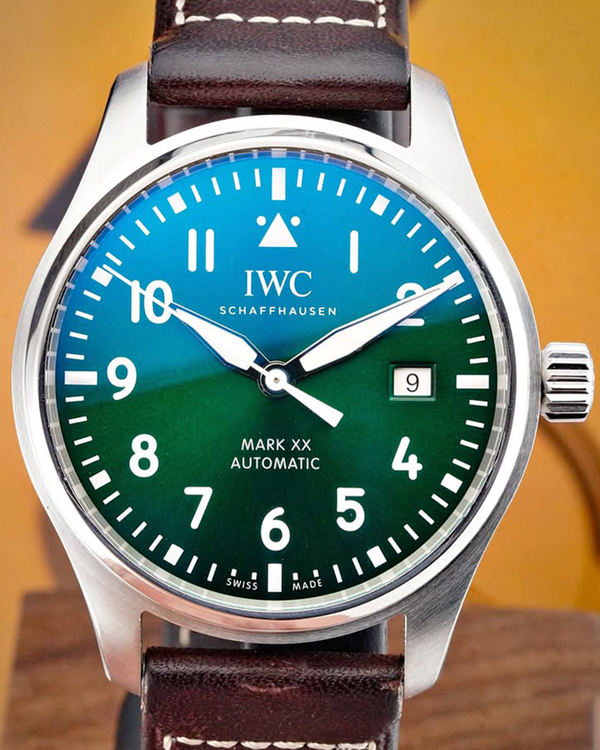 2023 IWC Schaffhausen Pilot Mark XX 40MM Green Dial Leather Strap (IW328205)