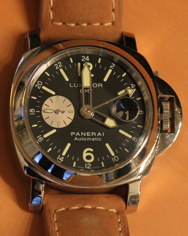 2012 Panerai Luminor GMT 44MM Black Dial Leather Strap (PAM00088)