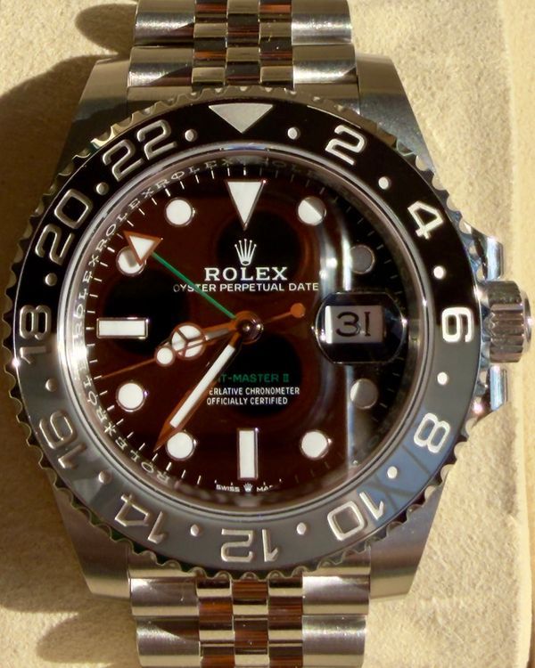 Rolex GMT-Master II (126710GRNR)