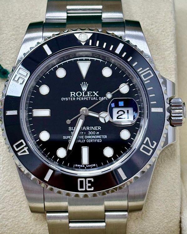 2016 Rolex Submariner Date 40MM Black Dial Oyster Bracelet (116610LN)