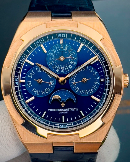 2021 Vacheron Constantin Overseas Ultra-Thin Perpetual Calendar 41.5MM Blue Dial Leather Strap (4300V/000R-B509)