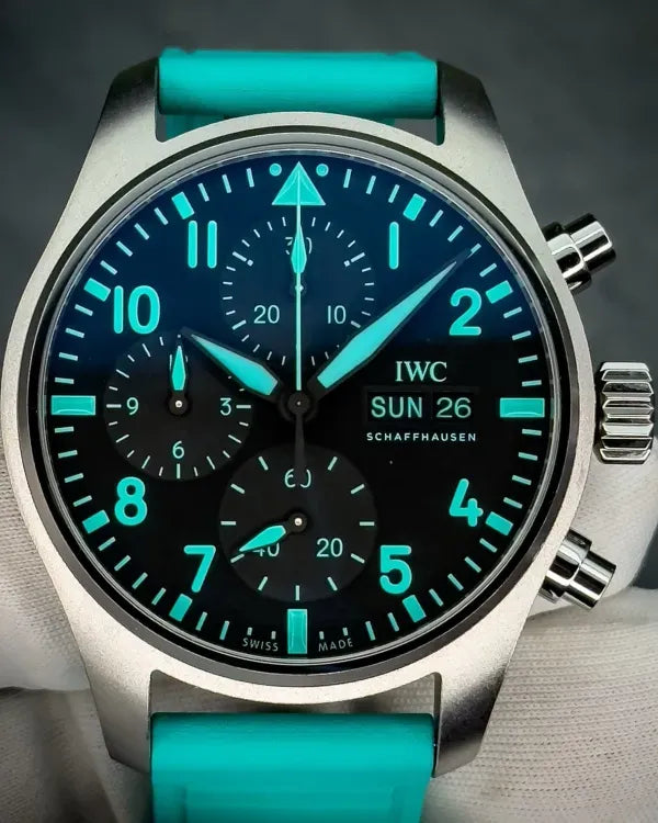 2025 IWC Schaffhausen Pilot Chronograph "Mercedes AMG Petronas F1" 41MM Black Dial Rubber Strap (IW388108)