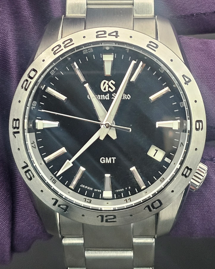 2023 Grand Seiko Sport 39MM Quartz Black Dial Steel Bracelet (SBGN027)