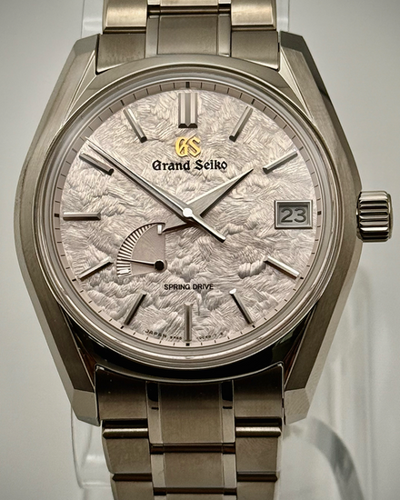 2025 Grand Seiko Heritage "Shunbun" 40MM Pink Dial Titanium Bracelet (SBGA413G)