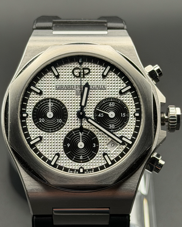 2023 Girard Perregaux Laureato 42MM Silver Dial Rubber Strap (81020-11-131-BB6A)