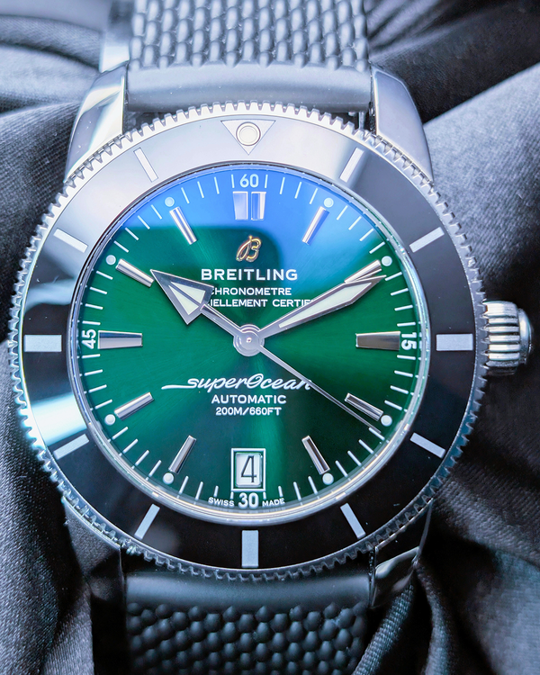 2022 Breitling Superocean Heritage II B20 S.E. 42MM Green Dial Rubber Strap (AB2010121L1S1)