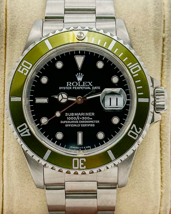 No Reserve - Rolex Submariner Date 40MM Black Dial Oyster Bracelet (16610)