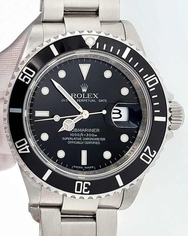 Rolex Submariner Date 40MM Black Dial Oyster Bracelet (16610)