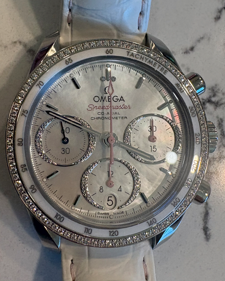 2025 Omega Speedmaster 38' 38MM Mother of Pearl Dial Leather Strap (324.38.38.50.55.001)