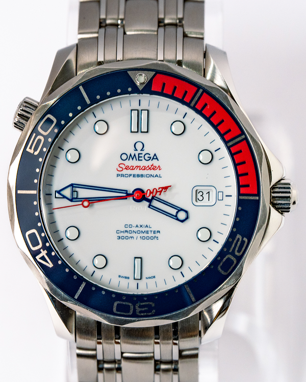 2022 Omega Seamaster Diver 300M "Bond 007 Commander's Watch" L.E. 41MM White Dial Steel Bracelet (212.32.41.20.04.001)