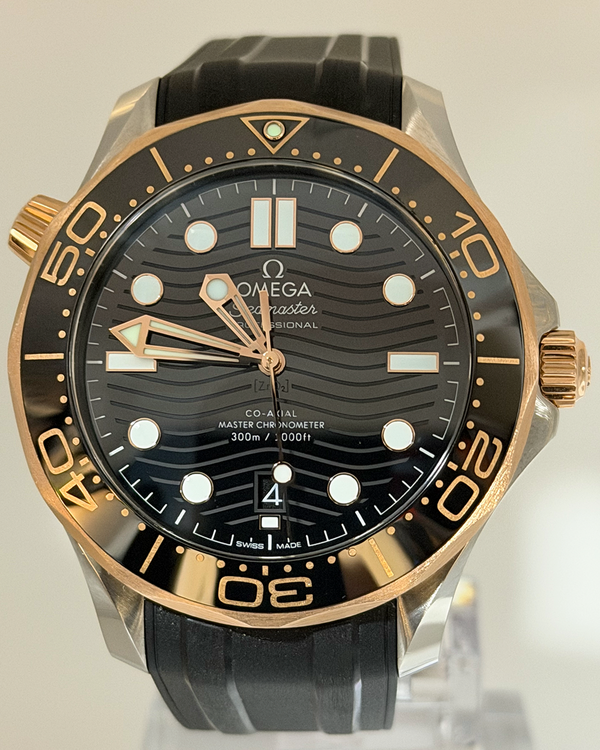 2025 Omega Seamaster Professional Diver 300M 42MM Black Dial Rubber Strap (210.22.42.20.01.002)