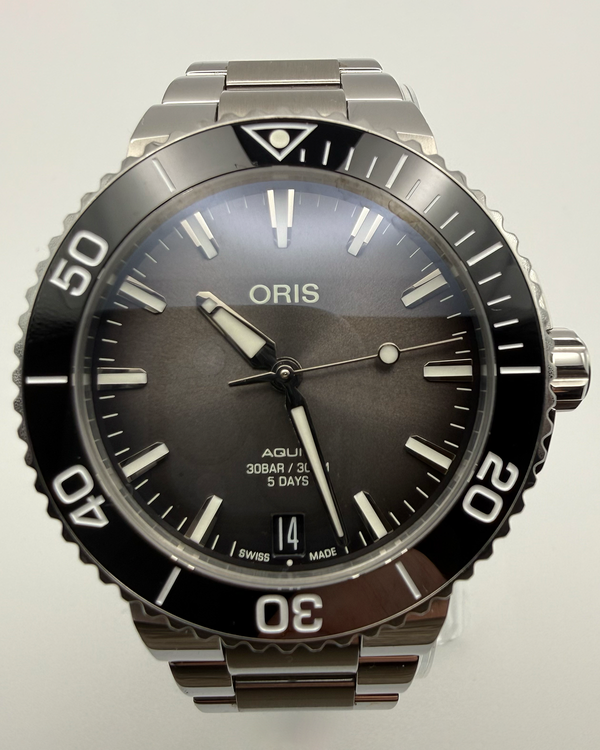 2022 Oris Aquis Date 41.5MM Black Dial Steel Bracelet (01 400 7769 4154)