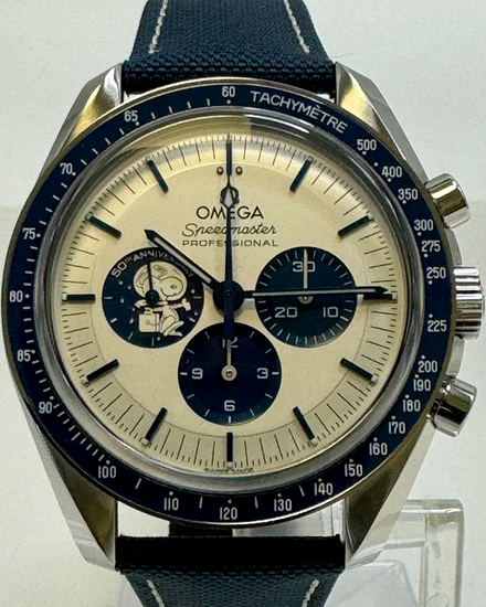 No Reserve - 2025 Omega Speedmaster Anniversary Series “Silver Snoopy Award” 42MM Silver Dial Textile Strap (310.32.42.50.02.001)