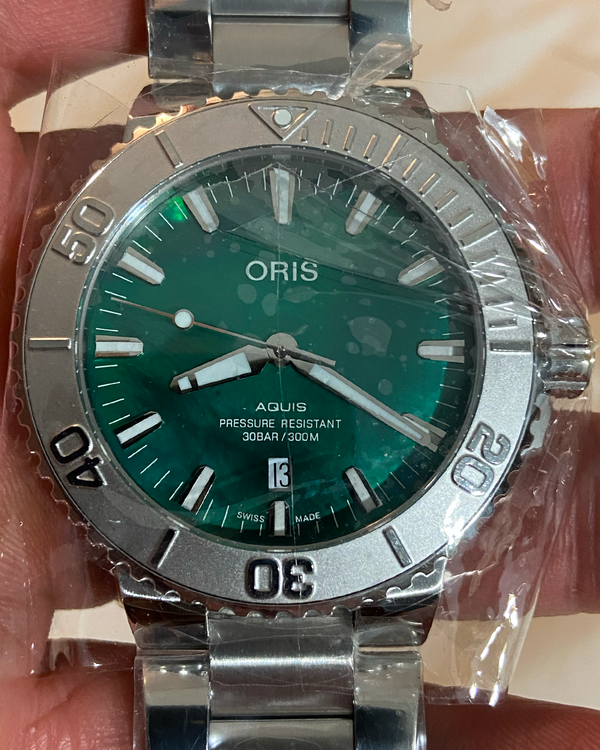 2023 Oris Aquis Date X Bracenet 43.5MM Green Dial Steel Bracelet (01 733 7730 4137-07 8 24 05PEB)