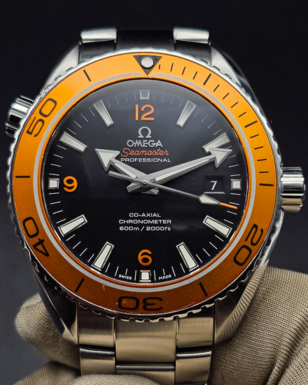 2017 Omega Seamaster Planet Ocean 600M 45.5MM Black Dial Steel Bracelet (232.30.46.21.01.002)