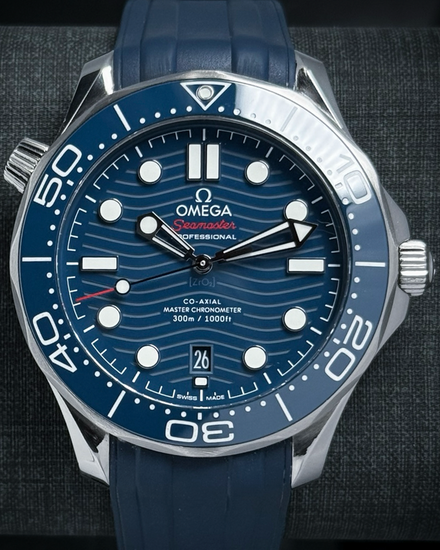 2024 Omega Seamaster Diver 300M 42MM Blue Dial Rubber Strap (210.32.42.20.03.001)