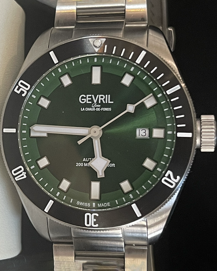 No Reserve - Gevril Yorkville 43MM Green Dial Steel Bracelet (48606)