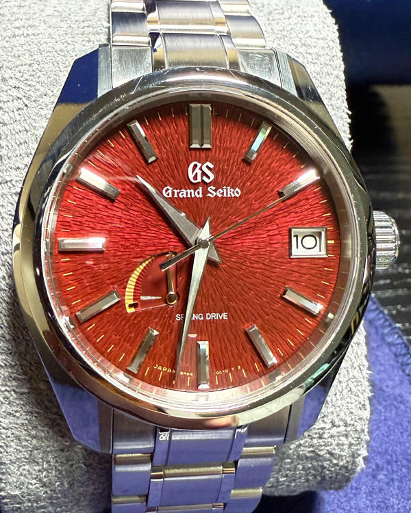 2023 Grand Seiko Heritage "Katana" L.E. 40MM Red Dial Steel Bracelet (SBGA493G)