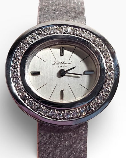 Chopard Classic Vintage 29MM Silver Dial White Gold Bracelet (5002)