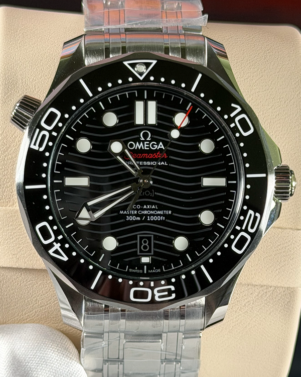 2026 Omega Seamaster Diver 300M 42MM Black Dial Steel Bracelet (210.30.42.20.01.001)