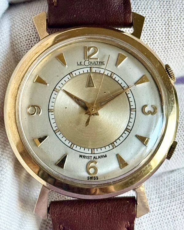 No Reserve - Jaeger-LeCoultre Vintage Memovox Wrist Alarm 37MM Champagne Dial Aftermarket Leather Strap (7079)