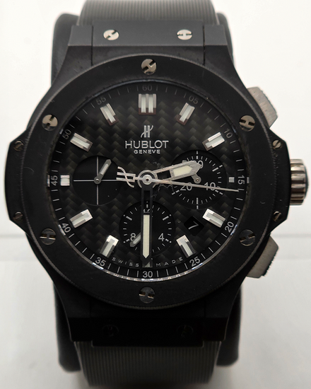 2010 Hublot Big Bang "Black Magic" 44MM Carbon Fiber Dial Rubber Strap (301.CI.1770.RX)