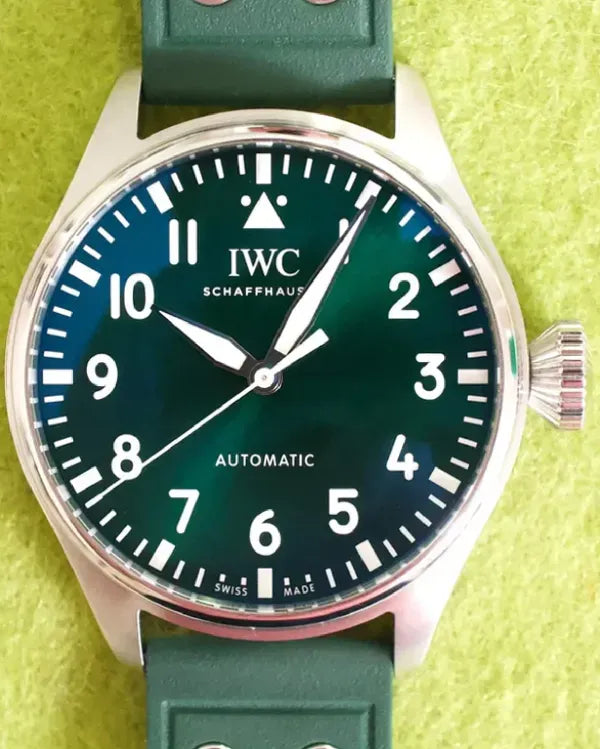 2022 IWC Schaffhausen Pilot 43MM Green Dial Rubber Strap (IW329306)