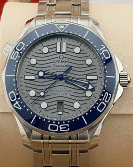 2025 Omega Seamaster Diver 300M 42MM Grey Dial Steel Bracelet (210.32.42.20.06.001)