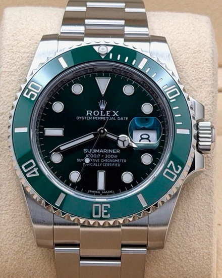 Rolex Submariner Date "Hulk" 40MM Green Dial Oyster Bracelet (116610LV)
