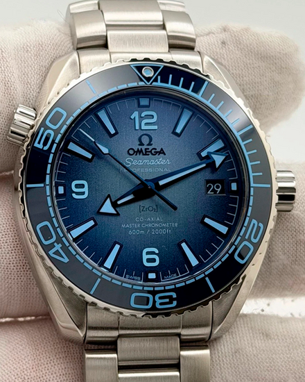 Omega Seamaster Planet Ocean 600M "Summer Blue" 39.5MM Blue Dial Steel Bracelet (215.30.40.20.03.002)