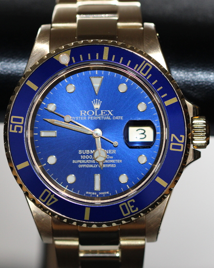 2003 Rolex Submariner Date 40MM Blue Dial Yellow Gold Oyster Bracelet (16618)