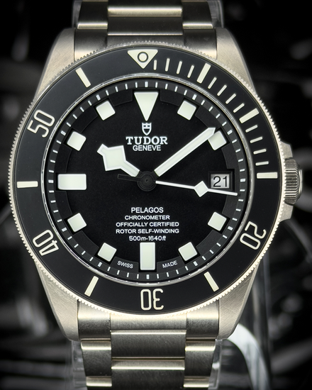No Reserve - 2024 Tudor Pelagos 42MM Black Dial Titanium Bracelet (25600TN)