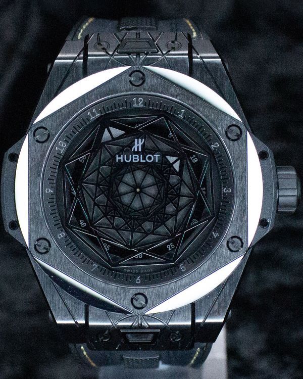 2017 Hublot Big Bang Sang Bleu L.E. 45MM Black Dial Rubber Strap (415.CX.1114.VR.MXM17)