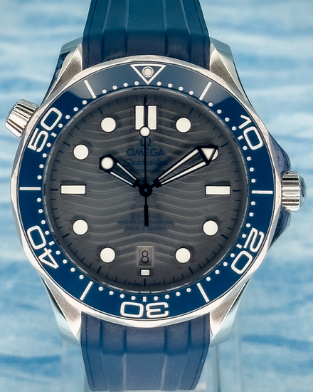 2023 Omega Seamaster Diver 300M 42MM Grey Dial Rubber Strap (210.32.42.20.06.001)
