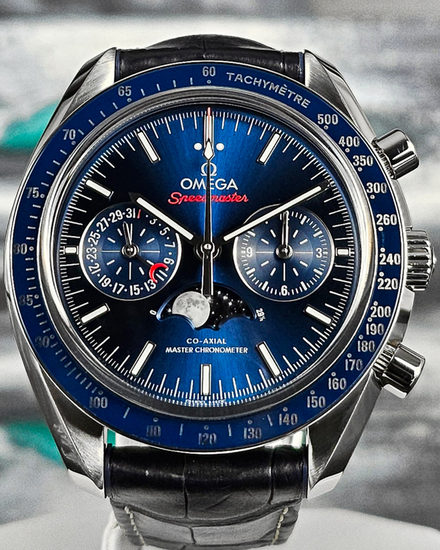 2023 Omega Speedmaster Moonphase 44.25MM Blue Dial Leather Strap (304.33.44.52.03.001)