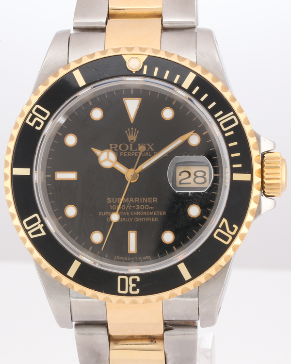 No Reserve - 1993 Rolex Submariner Date 40MM Black Dial Two-Tone Oyster Bracelet (116613)