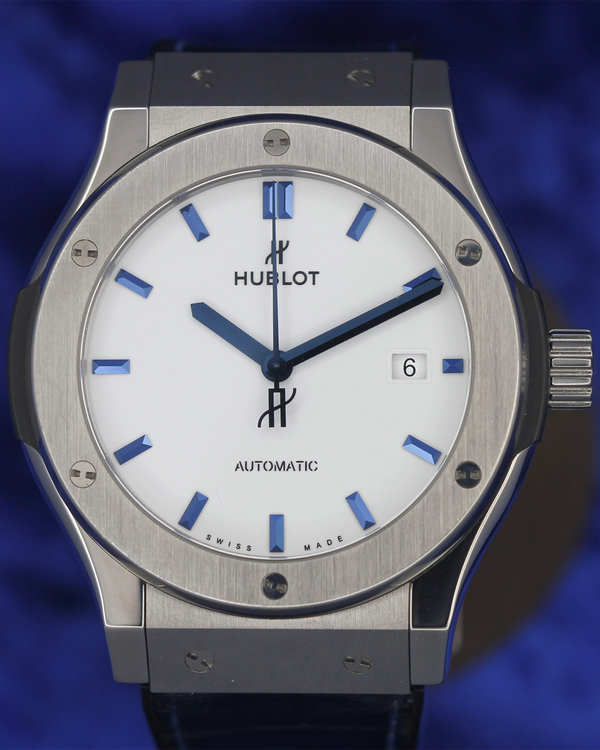 2018 Hublot Classic Fusion Japan Edition 42MM White Dial Leather Strap (542.NX.2210.LR.JPN17)