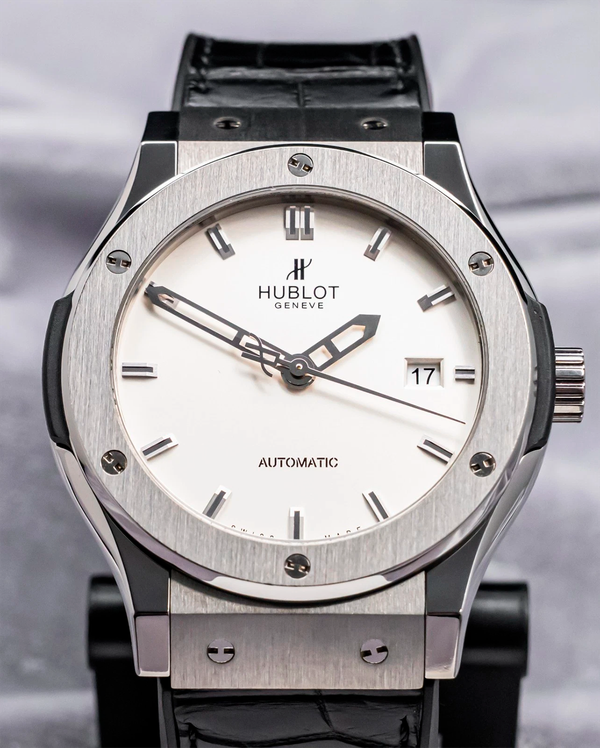 Hublot Classic Fusion 42MM Silver Opaline Dial Leather Strap (542.NX.2610.LR)