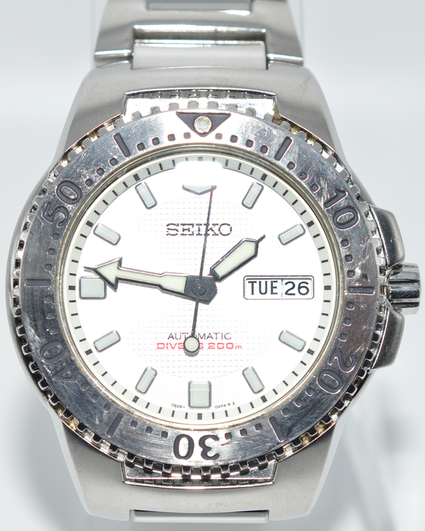 Seiko Diver "White Knight" 40MM Silver Dial Steel Bracelet (SKXA47)