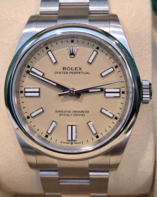 2025 Rolex Oyster Perpetual 41MM Beige Dial Oyster Bracelet (134300)